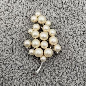 Vintage Majorica Faux Pearl Grape Cluster Brooch Silver Tone Branch Pin Signed